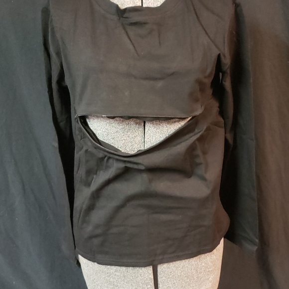 Nursing top - Picture 2 of 3